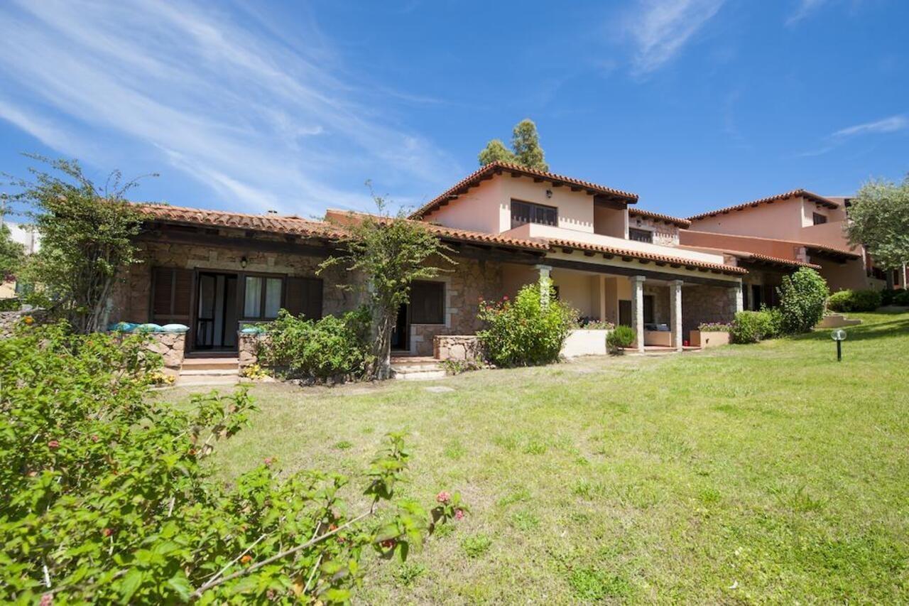 Residence Approdo Verde San Teodoro  Buitenkant foto